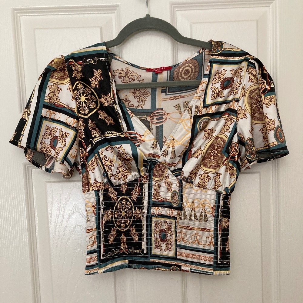 GUESS Fitted Top with flutter sleeves